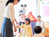 【院内保育園の保育士】派遣社員|神奈川県|川崎市麻生区|柿生駅からバス12分|人気の院内保育園☆